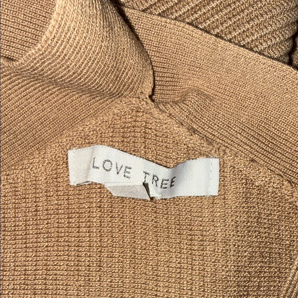 Love Tree Tan Ribbed Cross-Back Crop Bandage Top Medium Viscose - Picture 4 of 4